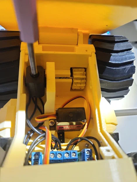 Cải tiến kỹ thuật cho V3.0 - DIY RC DumpTruck - Image 2