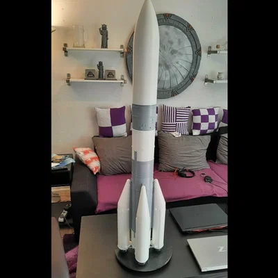 Mô hình tên lửa Ariane 6 tỷ lệ 1/48