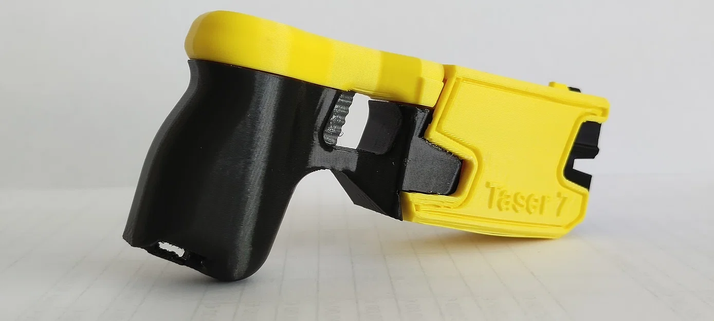 Mô hình Taser T7 - Bản in 3D mô phỏng phụ kiện tự vệ chi tiết - Image 1