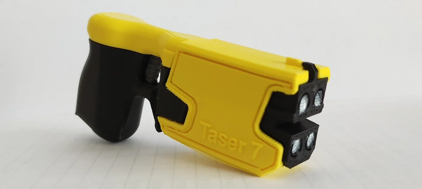Mô hình Taser T7 - Bản in 3D mô phỏng phụ kiện tự vệ chi tiết - Image 3