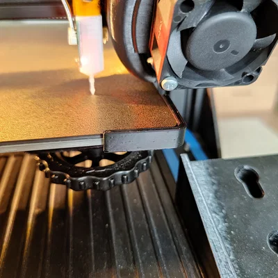 Gá canh chỉnh tấm PEI cho Ender 3 (V2)
