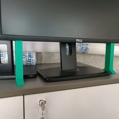 Giá đỡ hỗ trợ màn hình (Monitor support)
