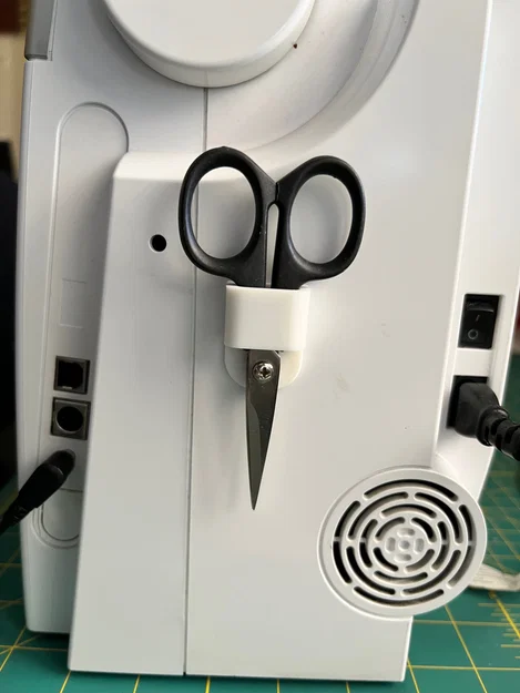 Bao đựng kéo may (Sewing Scissors Sheath) gắn trên máy may - Image 1