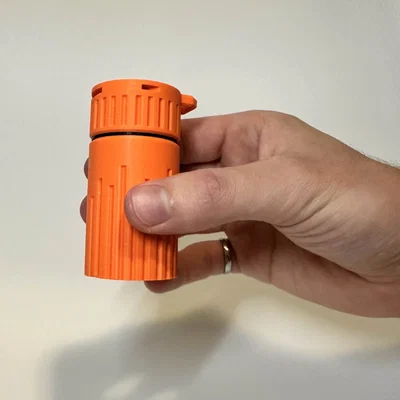 Emergency Capsule (Viên nang khẩn cấp chống nước, có còi cứu hộ)