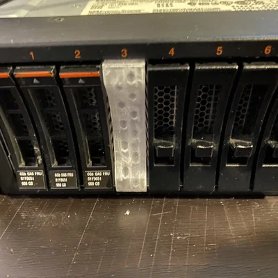 Khay/Caddy ổ cứng 2.5" cho server IBM/Lenovo xSeries (44T2216)