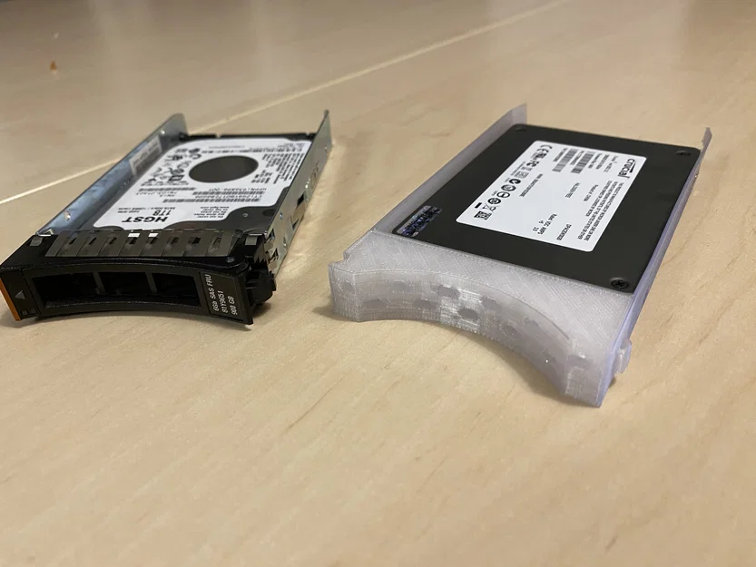 Khay/Caddy ổ cứng 2.5" cho server IBM/Lenovo xSeries (44T2216) - Image 3
