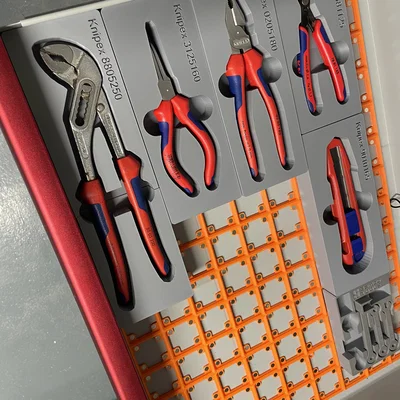 Khay đựng kìm Knipex 3125160 chuẩn Gridfinity 3D