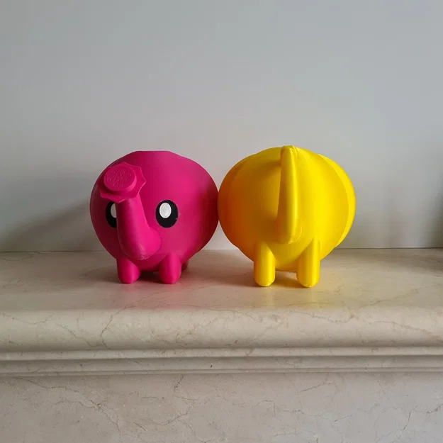 Bình tưới cây hình voi (Elephant watering can) - Image 1