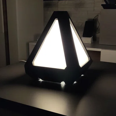 Đèn Kim Tự Tháp (Pyramid Lamp) dùng đui E14