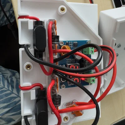 Bộ chuyển nguồn Starlink Mini dùng pin Makita