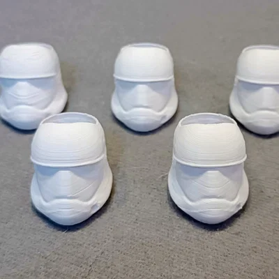 Vòng giữ khăn quàng cổ in 3D hình mũ Stormtrooper