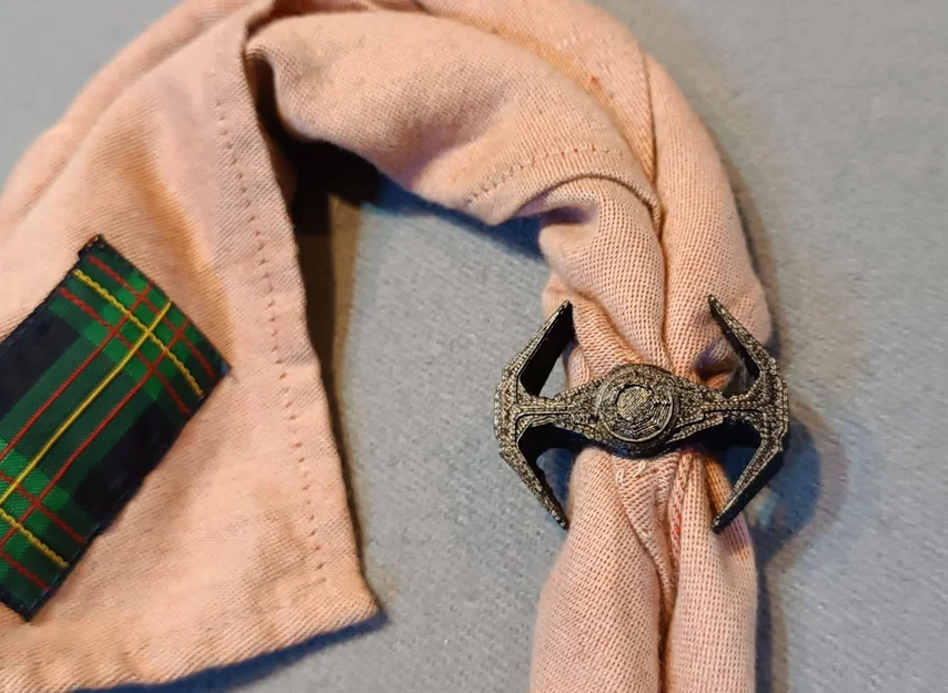 Vòng giữ khăn quàng cổ hình tàu chiến TIE Fighter in 3D độc đáo - Image 2