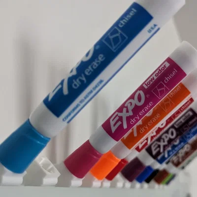 Giá kẹp bút lông bảng kính Dry-Erase (Expo)