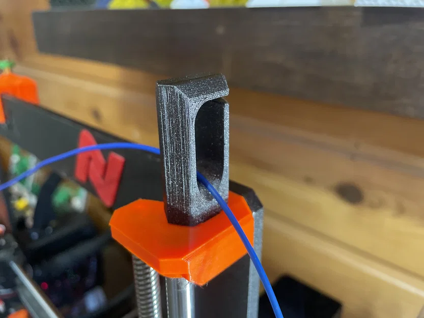 Thanh dẫn filament bên hông cho MK3/MK3S (MK3/MK3S Side Filament Guide) - Image 1