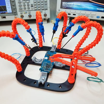 Trạm làm việc PCB với đầu dò kim (PCB Workstation with Needle-Probes)