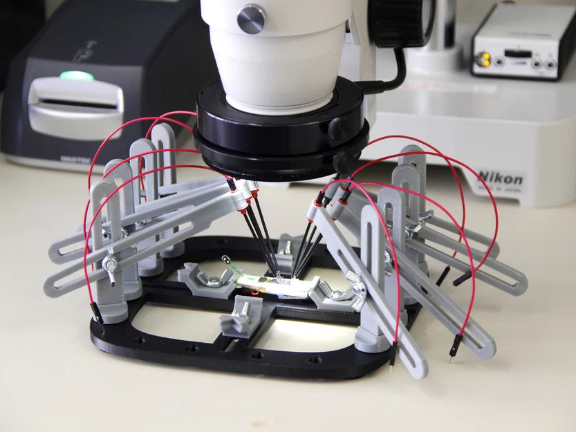 Trạm làm việc PCB với tay cần cẩu (PCB Workstation with Crane Arms) - Image 1