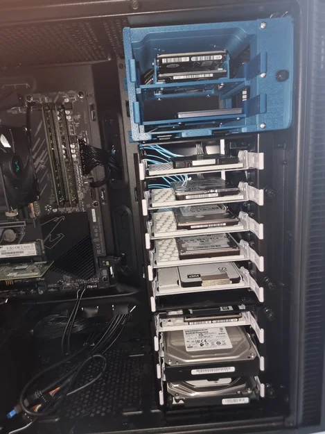 Khay gắn thêm ổ cứng 3D cho thùng máy Define R5 - Image 3