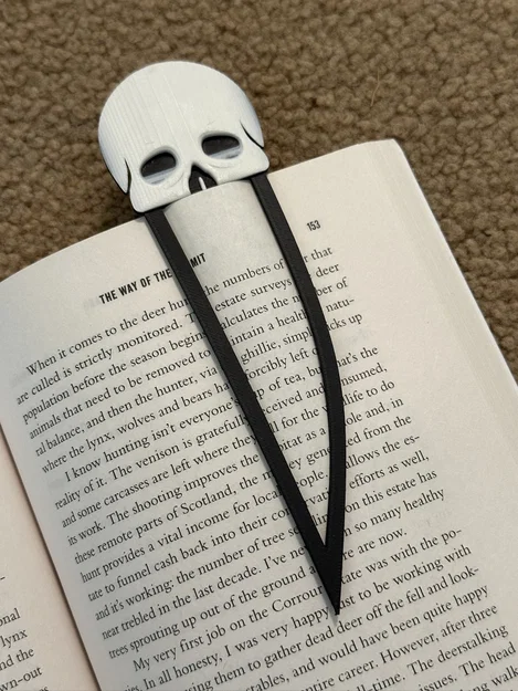 Kẹp sách 3D hình đầu lâu (Skull Dagger Bookmark) độc đáo - Image 1
