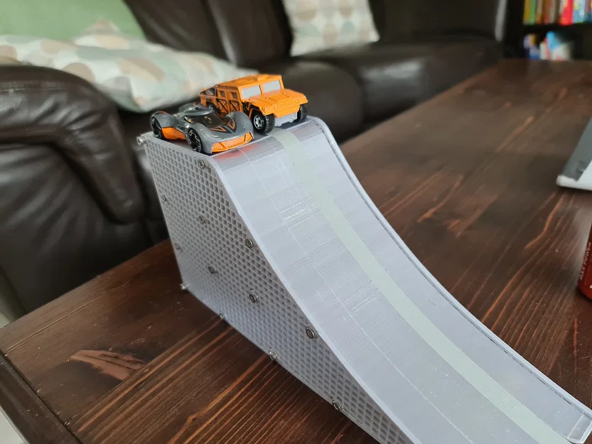 Hộp du lịch / Garage / Dốc (Ramp) cho xe Matchbox hoặc Hot Wheels - Image 3