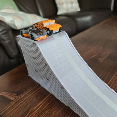 Hộp du lịch / Garage / Dốc (Ramp) cho xe Matchbox hoặc Hot Wheels