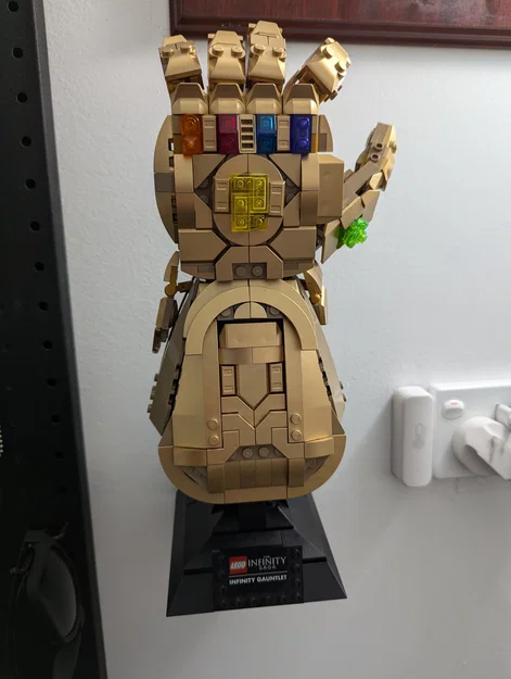 Giá treo tường cho Lego - Marvel Infinity Gauntlet - Image 1
