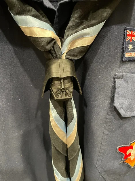 Vòng đeo khăn quàng cổ hình Darth Vader (Woggle) in 3D cực chất - Image 1