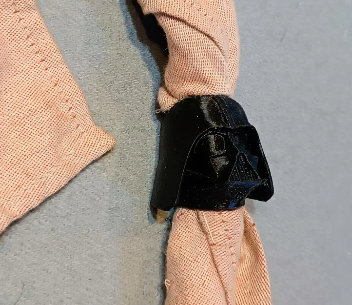 Vòng đeo khăn quàng cổ hình Darth Vader cho bé (3D Print) - Image 1