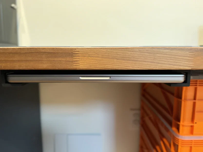 Giá treo laptop dưới gầm bàn thông minh - Giải pháp cho không gian làm việc gọn gàng - Image 1