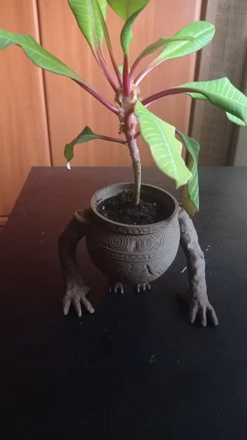 Chậu trồng cây Iron Fist Alexander (Elden Ring) in 3D - Image 1