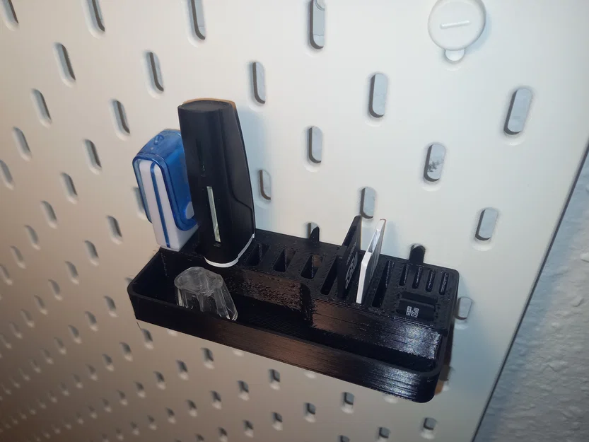 Giá treo IKEA Skadis đựng USB stick và thẻ SD - Image 1