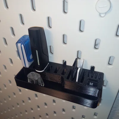 Giá treo IKEA Skadis đựng USB stick và thẻ SD