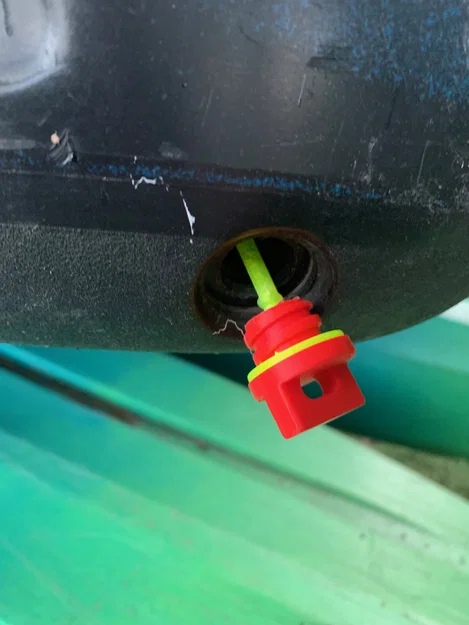 Nút xả nước (Drain Plug) cho Kayak Perception Swifty - Image 1
