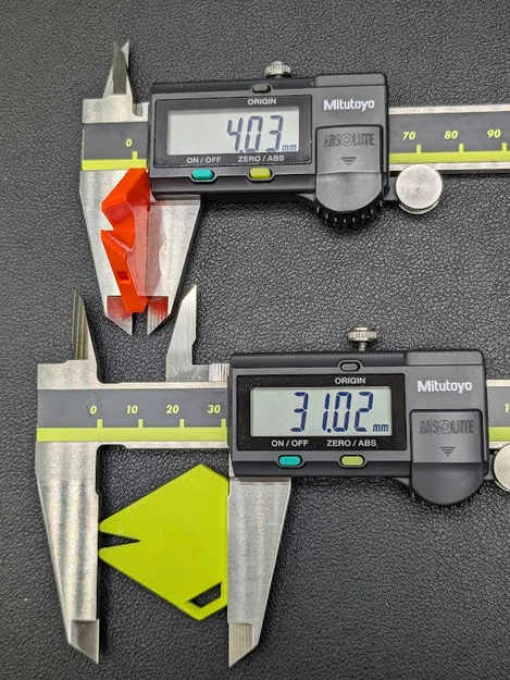 Móc khóa còi & gỡ ve Tick Whistle Keychain - Image 4