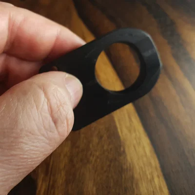 Móc khóa kẹp xì gà (key chain cigar holder)