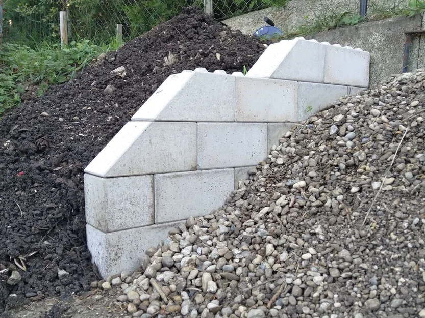 Khuôn đúc block bê tông khóa liên kết tỉ lệ (scale interlocking concrete block form) - Image 2