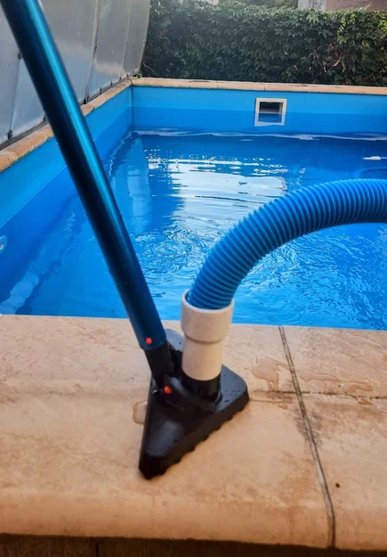 Đầu hút hồ bơi (Pool vacuum cleaner / Bazénový vysavač) - Image 1