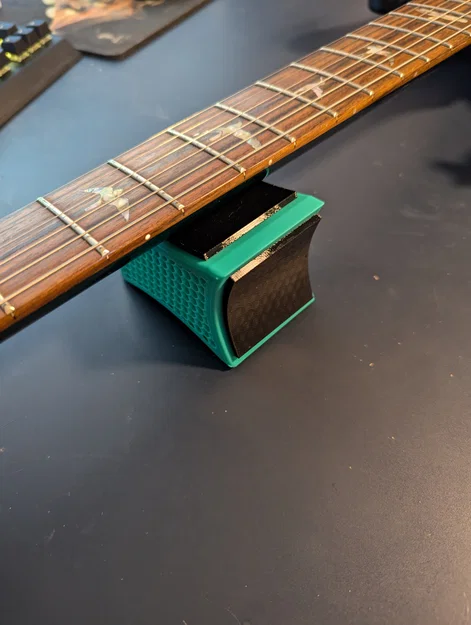 Gối kê cần đàn Guitar (Guitar Neck Rest) - Image 2