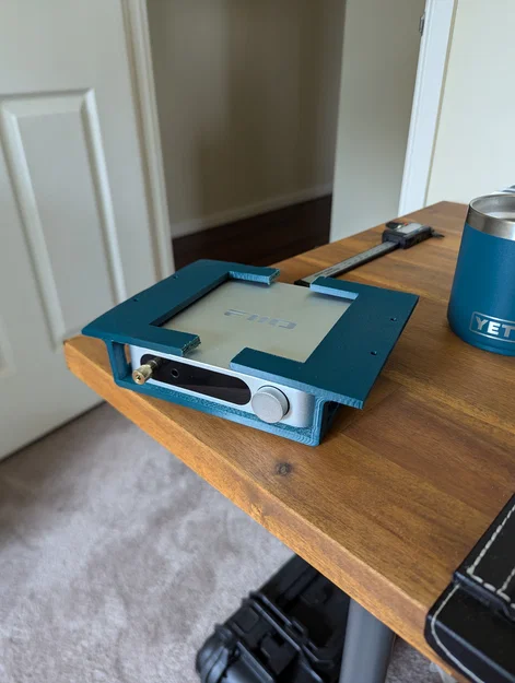 Giá treo dưới bàn cho Fiio K11 (Fiio K11 Desk Mount) - Image 1