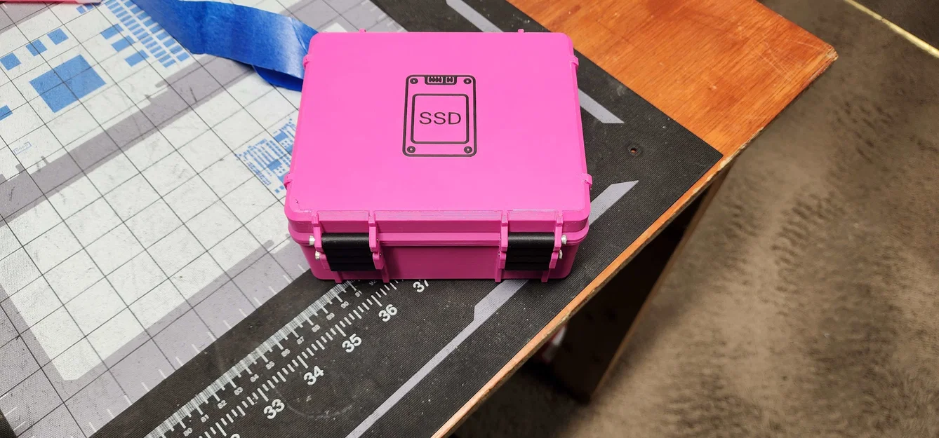 Hộp Đựng Cứng 3D Cho 15 Ổ Cứng 2.5 Inch (Rugged Box SSD Storage) - Image 1