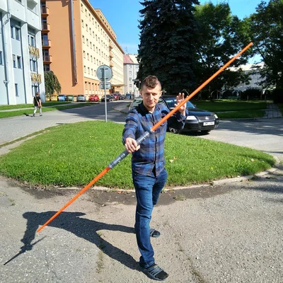 Lightsaber Darth Maul dạng rút gọn 2 đầu (Collapsing Darth Maul two-sided)