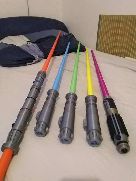 Lightsaber Darth Maul dạng rút gọn 2 đầu (Collapsing Darth Maul two-sided) - Image 3