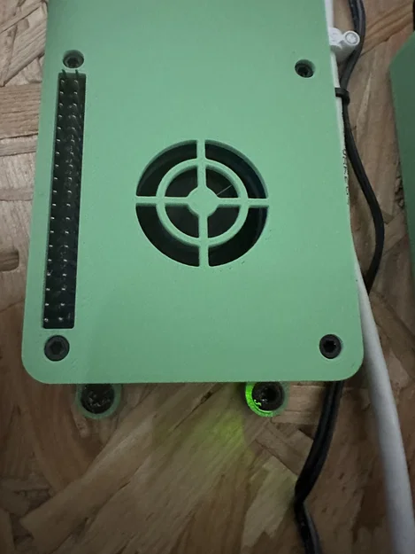 Vỏ Case Raspberry Pi 5 cho Waveshare PoE HAT F (Gắn Tường) - Image 2