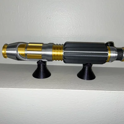 Giá đỡ kiếm ánh sáng (Lightsaber) nằm ngang có thể điều chỉnh độ cao