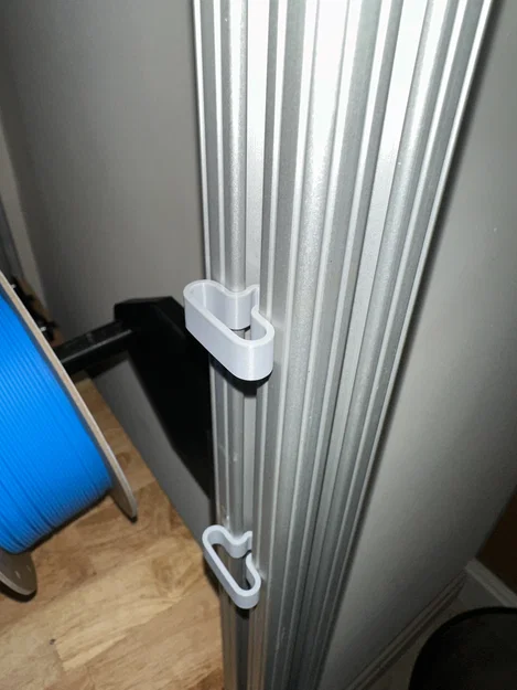 Kẹp quản lý dây cáp 15 series 8020 in 3D siêu gọn gàng - Image 2