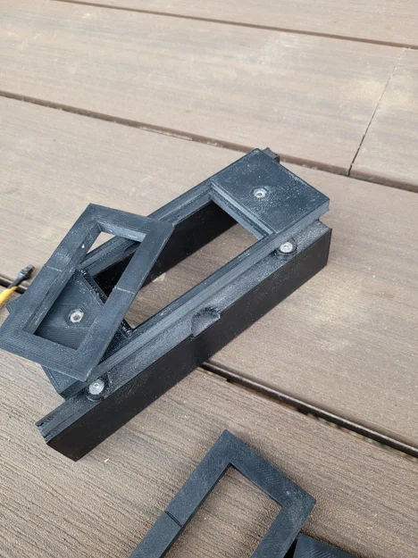 Jig căn tâm phay ổ gài cửa (insert thay thế) v2 - Image 6