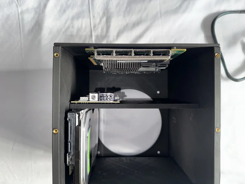 Lenovo ThinkCentre Tiny NAS – Case gắn 6 HDD 3.5" cho ThinkCentre Tiny - Image 9