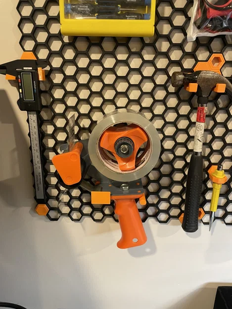 Giá treo dụng cụ dán băng keo cho bảng treo tường HSW (Honeycomb Wall) - Image 1