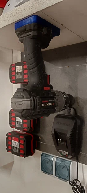 Giá treo máy khoan Parkside 20V - Giải pháp lưu trữ thông minh - Image 1