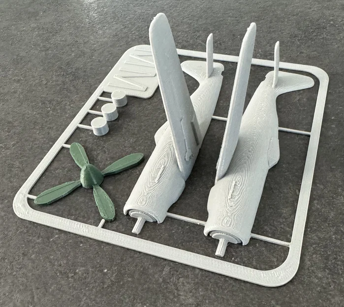 Mô hình lắp ráp máy bay Focke-Wulf Fw 190 dạng Kit Card độc đáo - Image 2
