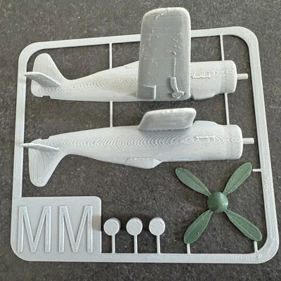 Mô hình lắp ráp máy bay Focke-Wulf Fw 190 dạng Kit Card độc đáo